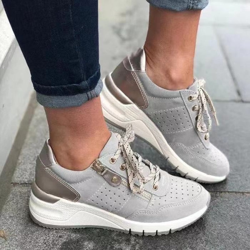 Luna Trainers